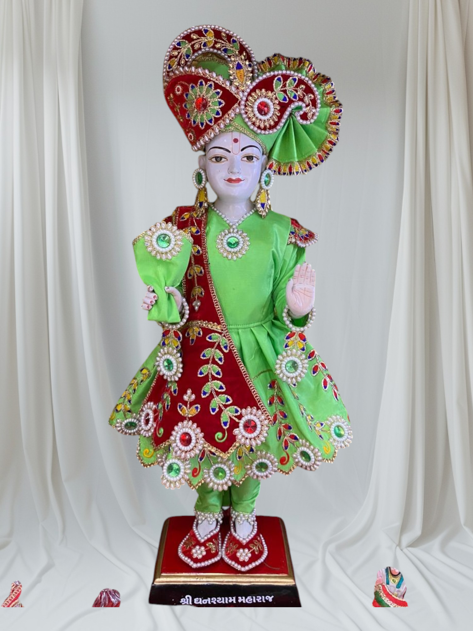 Ghanshyam Maharaj Ji dress set