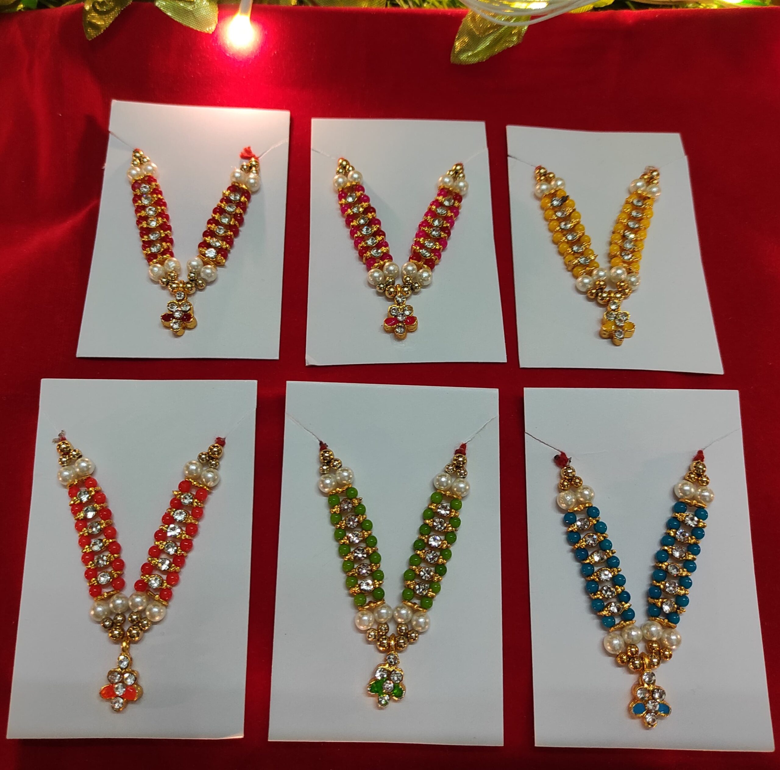 Flower moti mala for suitable size [3-6]