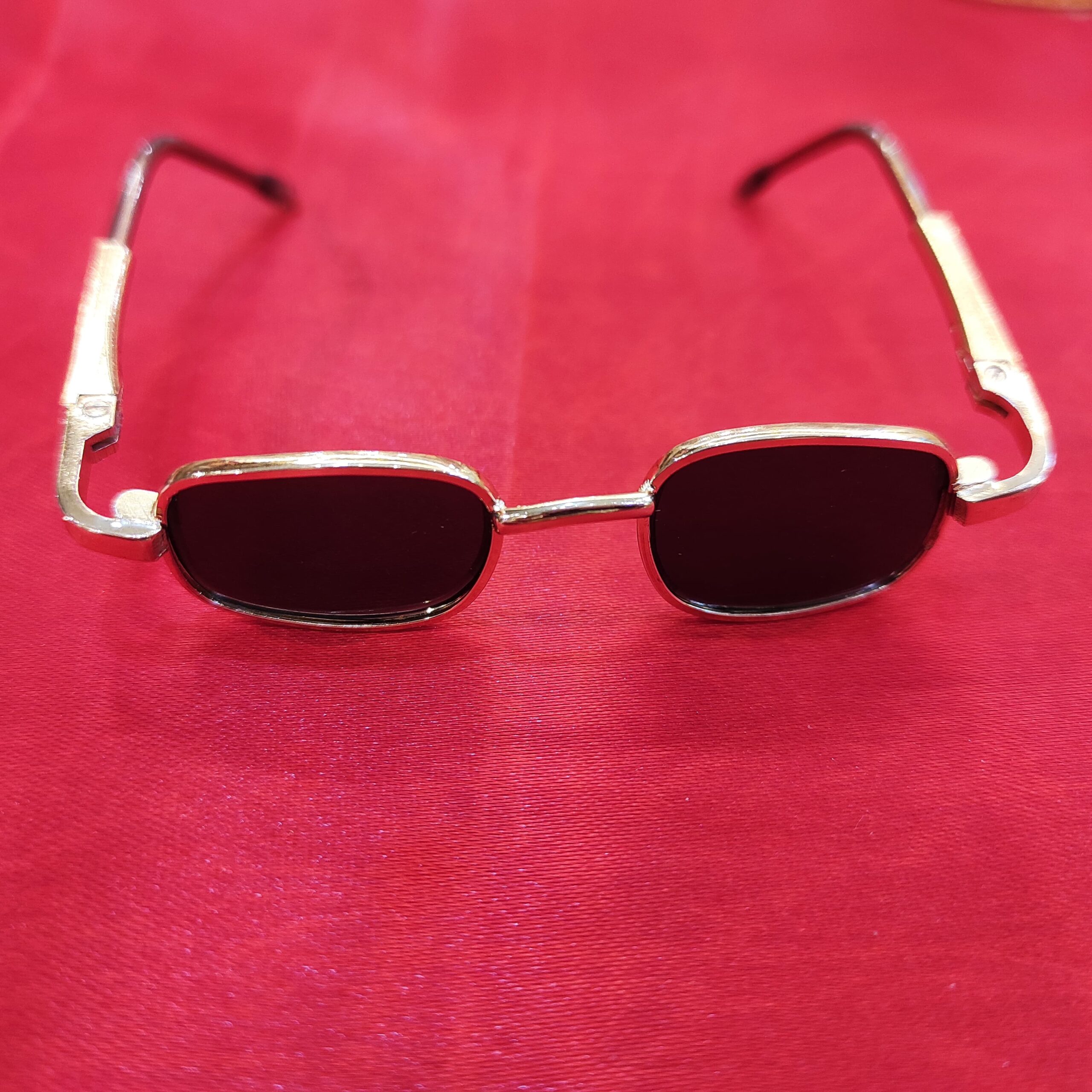 Ghanshyam Maharaj Ji chasma/goggles