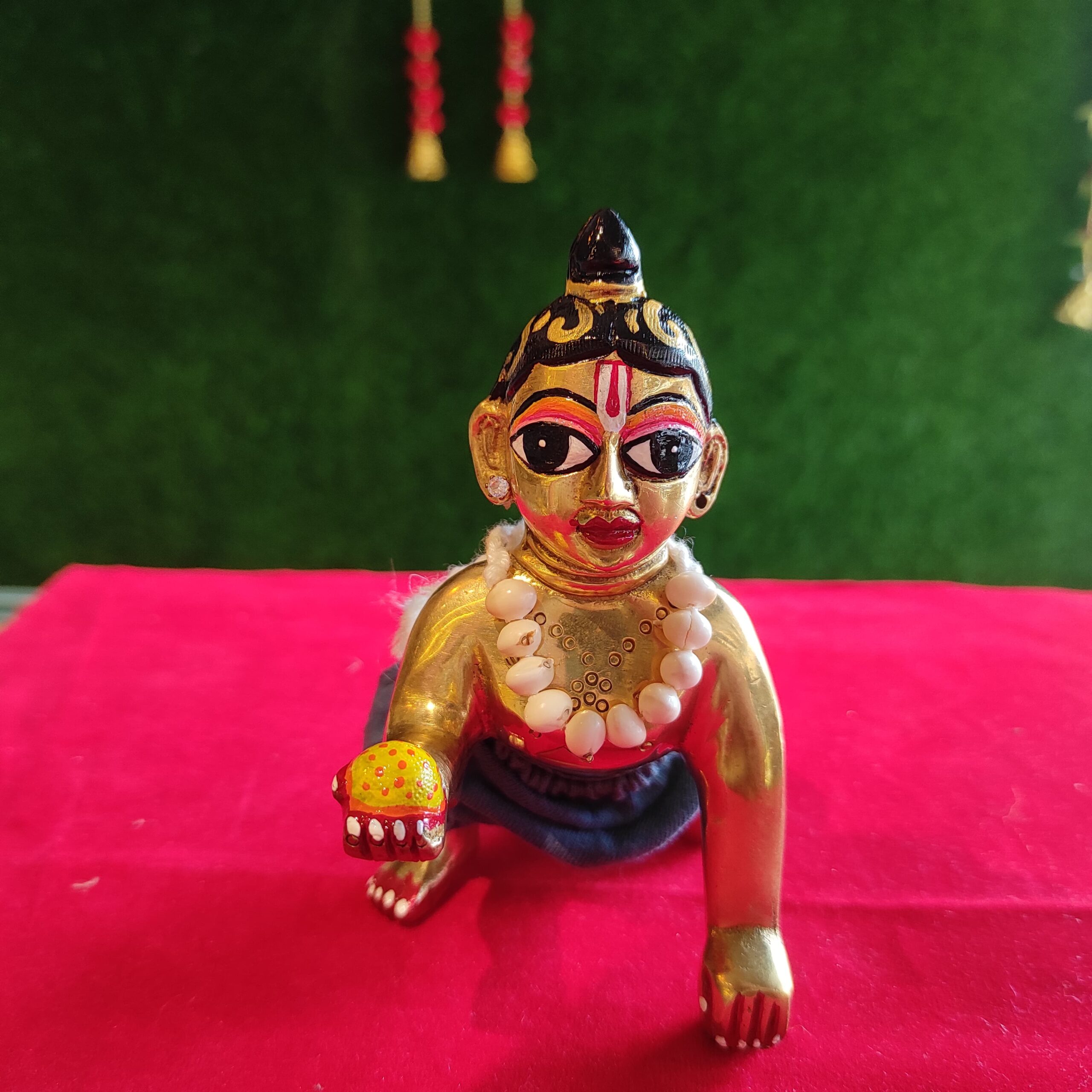 Laddu Gopal full make-up art
