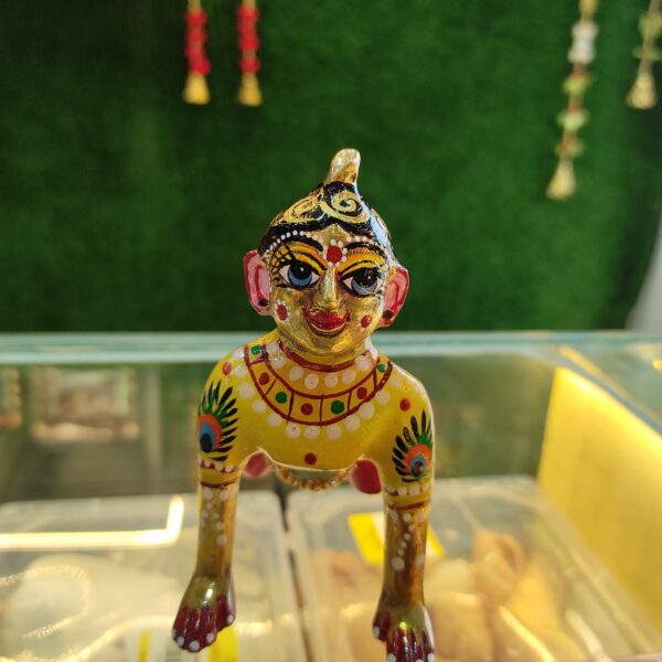 Laddu Gopal Ji and Radha Raani Ji full make-up art - Image 2